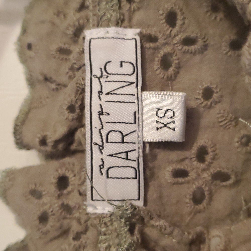 Top - Picture 2 of 3